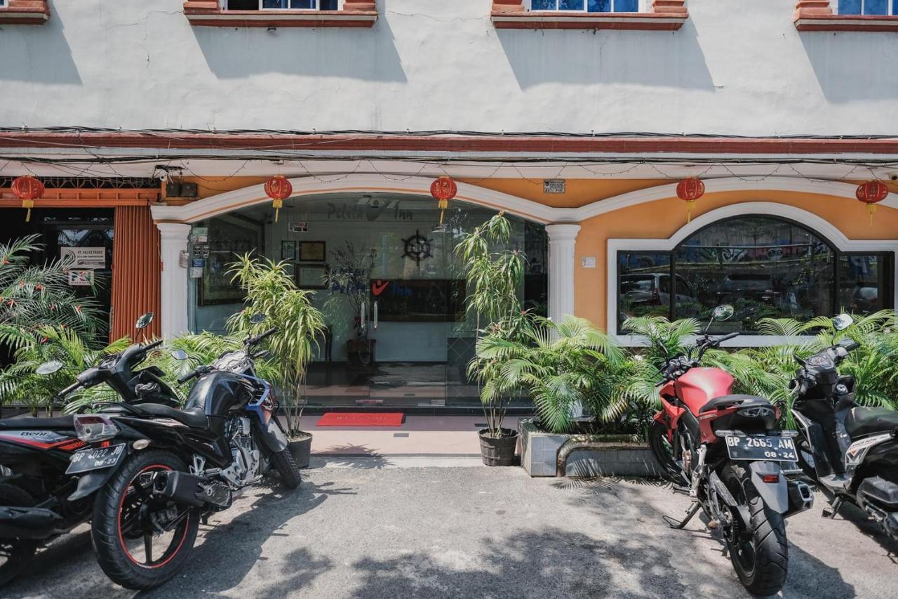 Reddoorz Near Nagoya Hill Mall Batam 5 Exteriör bild