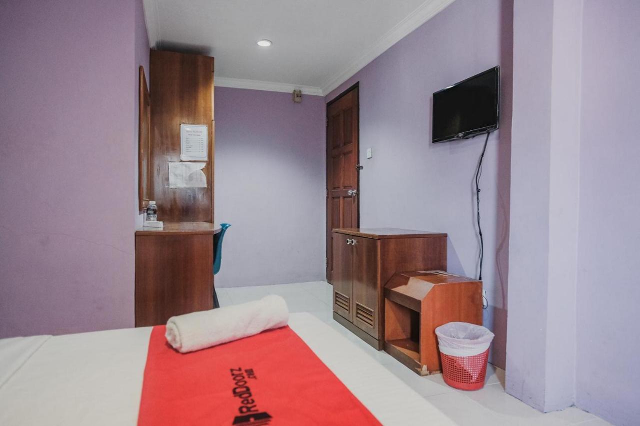 Reddoorz Near Nagoya Hill Mall Batam 5 Exteriör bild